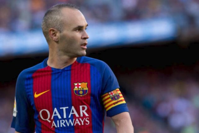 Andrés Iniesta, jugador del FC Barcelona y de la Selección Española de Fútbol | Foto: @ElChiringuitoTV