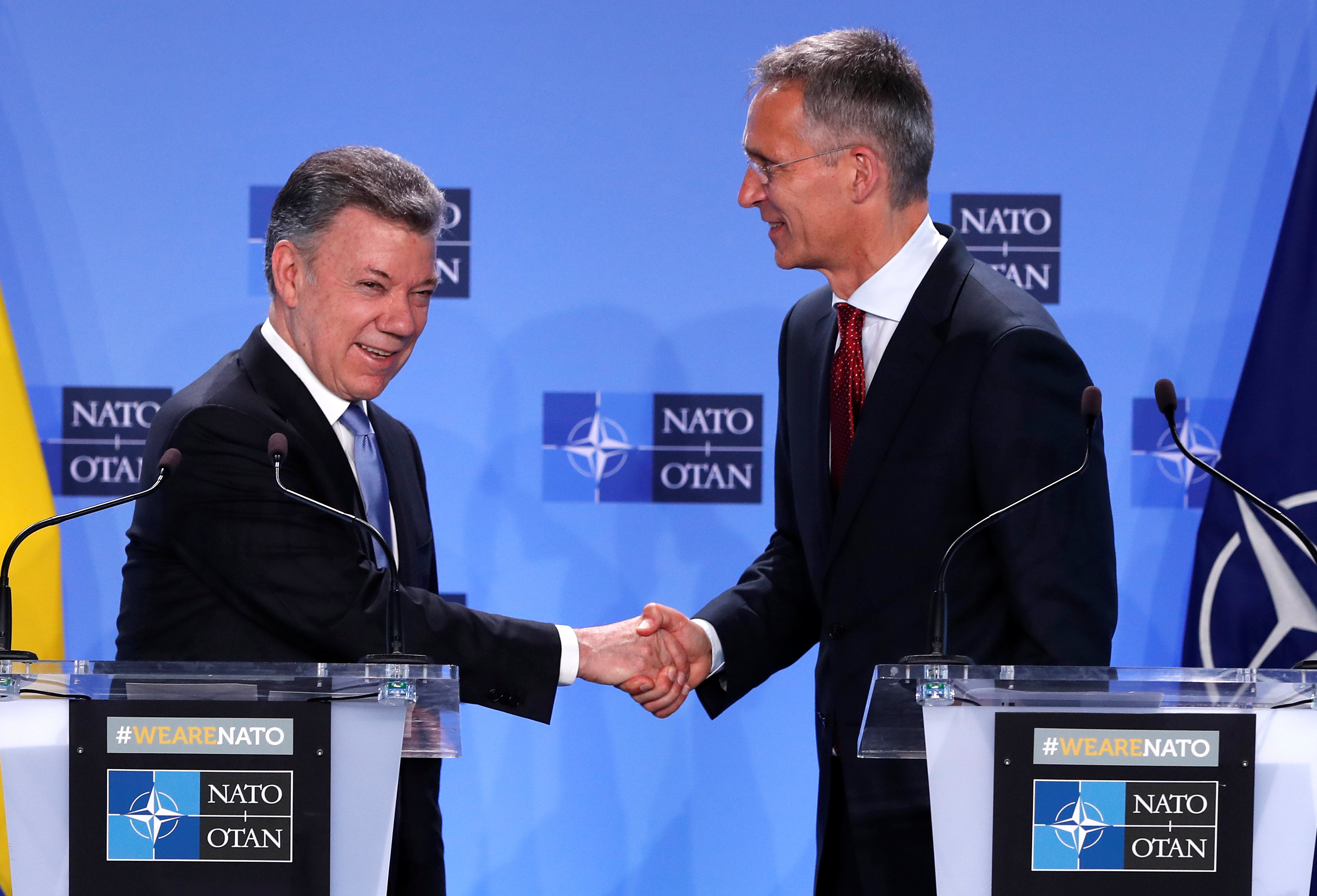 La OTAN destaca experiencia de Colombia en procesos de paz, útil para Afganistán
