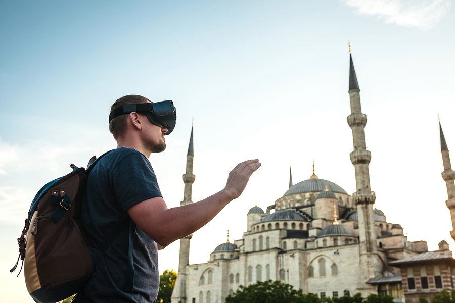 Sufrió una grave lesión mientras usaba un casco de realidad virtual