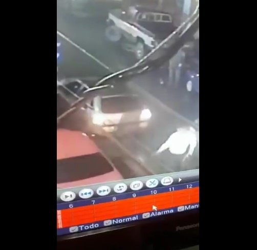 Borrachos y agresivos parte II: Funcionario le cae a tiros al carro de su ex en Barquisimeto (Video)