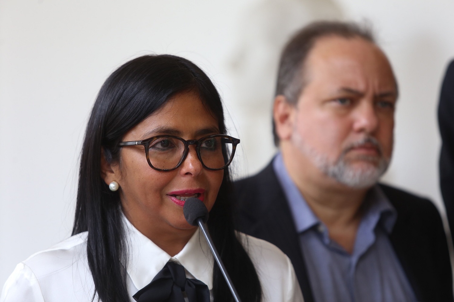 Delcy Rodríguez informó el costo del pasaje urbano, público y privado