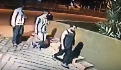 EN VIDEO: Tres rateros borrachos robando baterías en Caracas