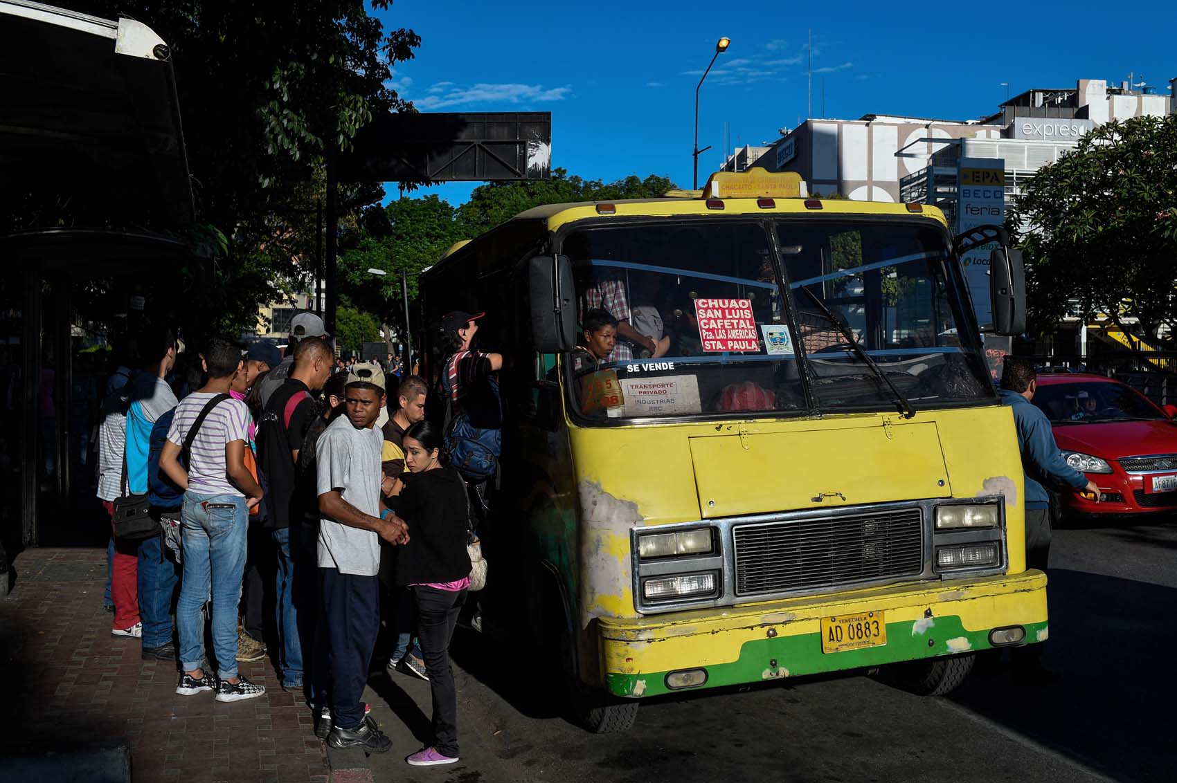 Estratosféricas tarifas del transporte en vigencia desde este viernes #24Ago (Fotos)