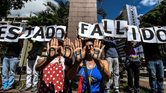 Las políticas de Maduro aceleran el colapso del modelo chavista
