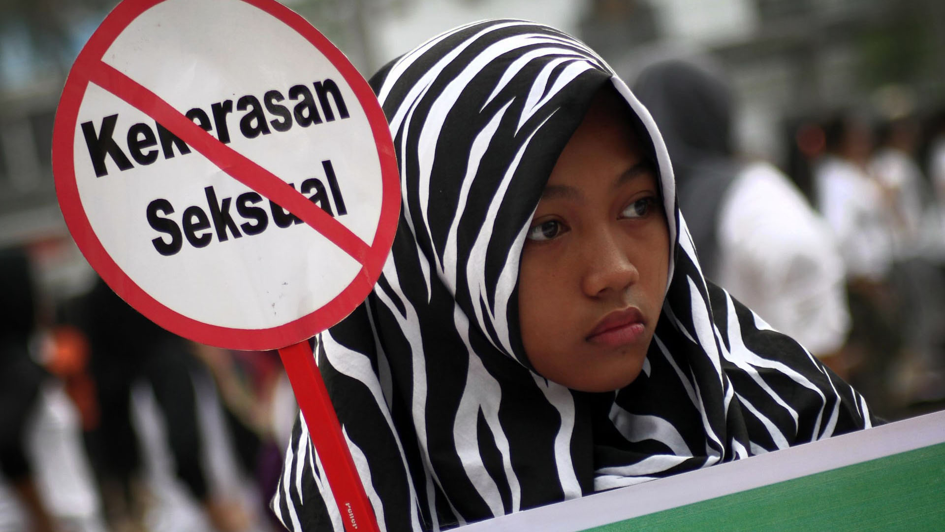 ONG piden liberación de menor violada y encarcelada por abortar en Indonesia