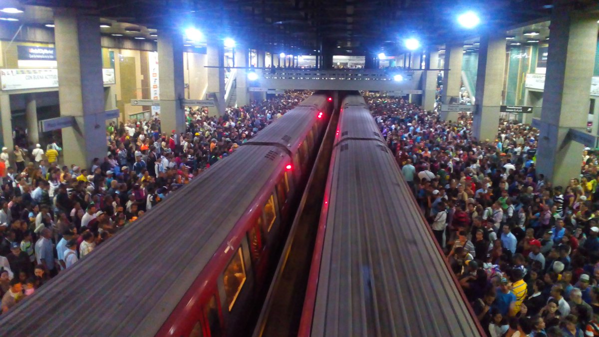 Proponen clausurar el Metro de Caracas de llegar el coronavirus al país 