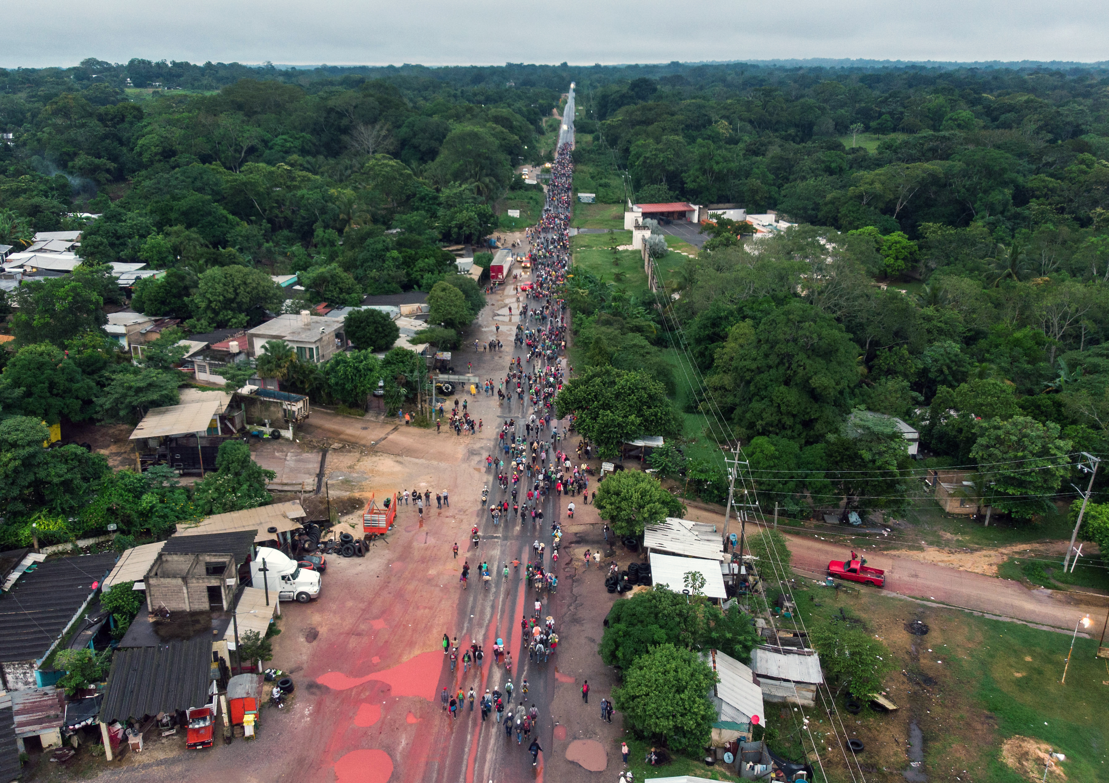 Caravana migrante avanza por estado mexicano de Veracruz rumbo a EEUU