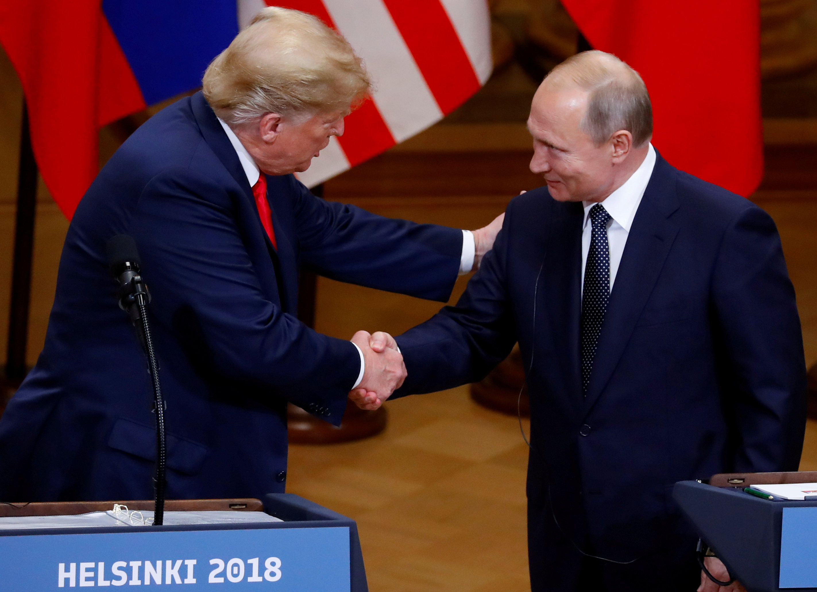 Putin afirma que tuvo una buena conversación con Trump en París