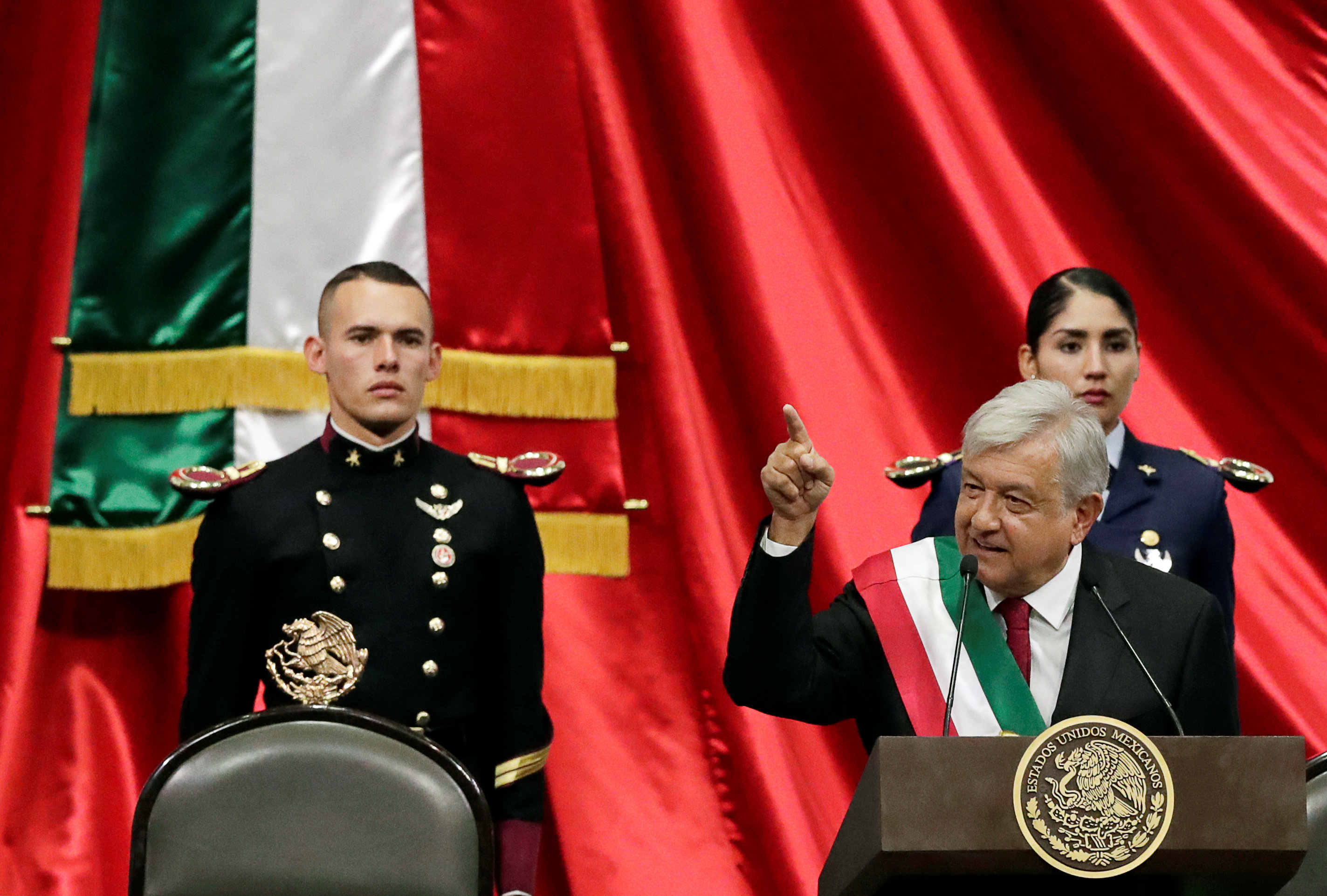 López Obrador declara emergencia por desaparición de miles de personas en México