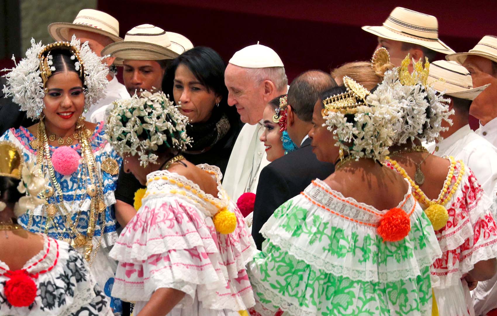 El Papa saluda a los latinoamericanos y en especial a los mexicanos por el día de la Virgen de Guadalupe