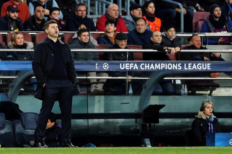 Pochettino reafirma su compromiso con Tottenham, frente a rumores con United