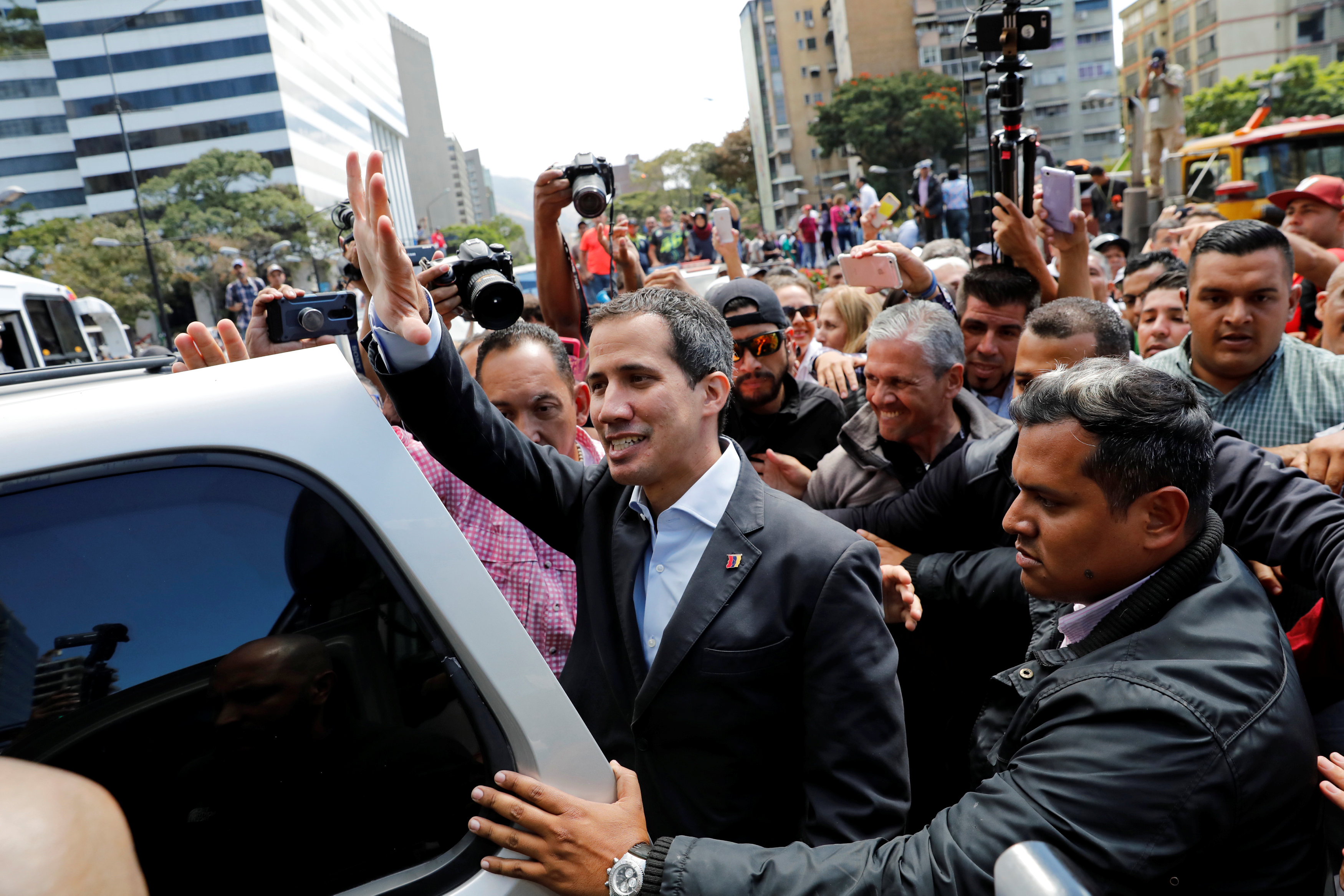 Guaidó a los transportistas: Ustedes son parte la historia que estamos construyendo (video)