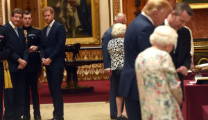 Príncipe Harry evitó cruzarse con Trump en un banquete tras los dichos contra Meghan Markle