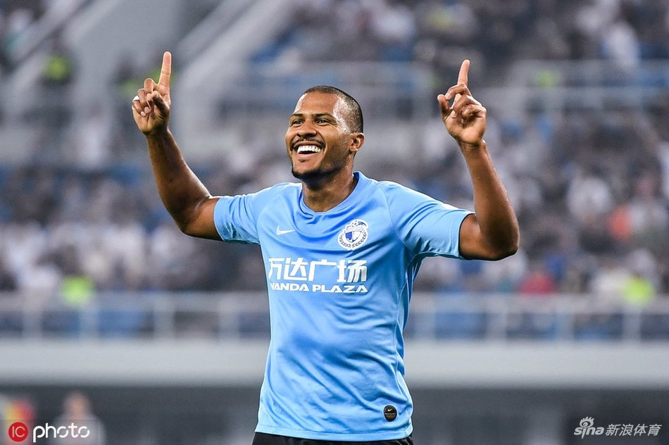 Salomón Rondón no perdió el tiempo: Debut y gol en China (VIDEO)