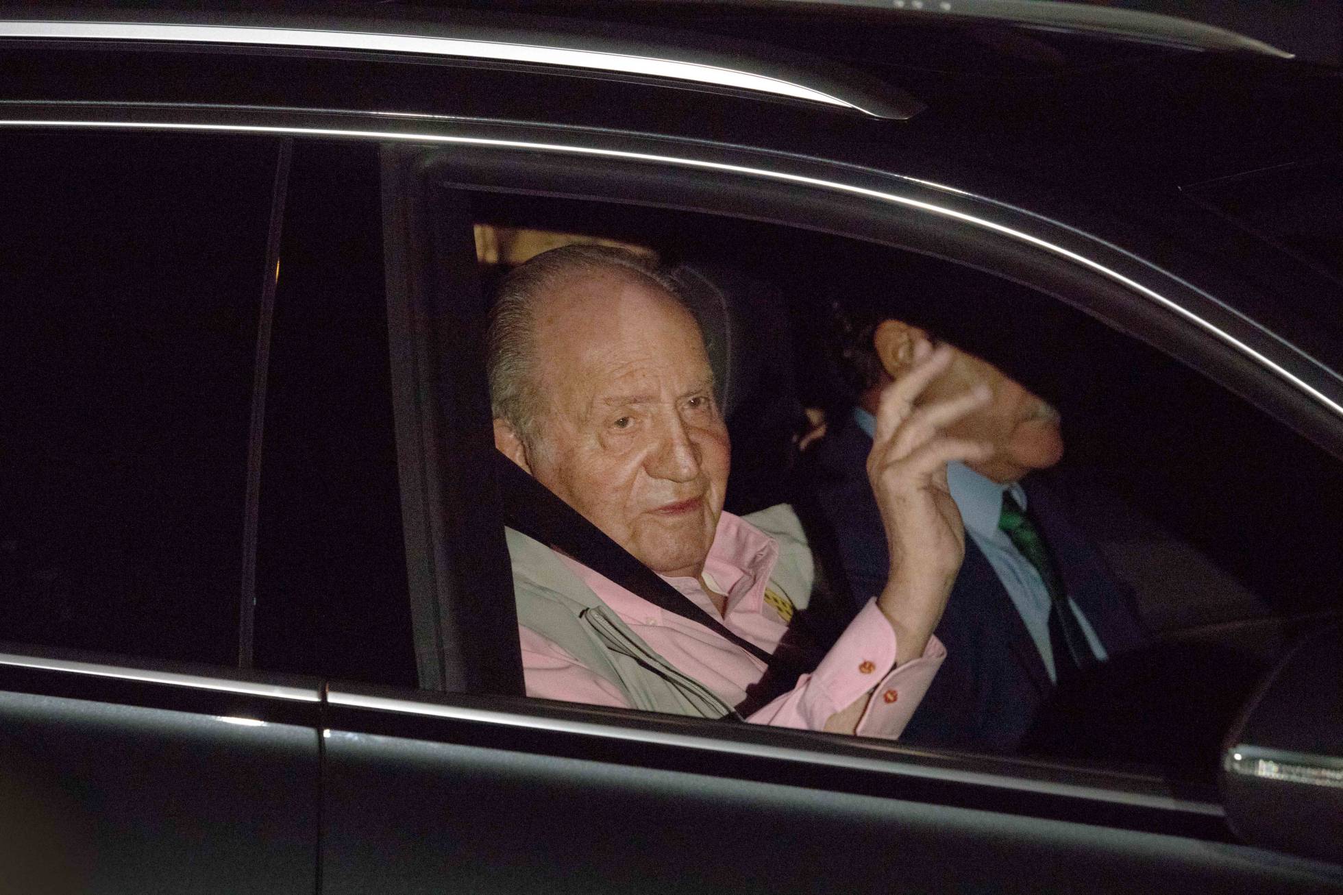 Según una examiga, el rey Juan Carlos le dió 65 millones de euros por gratitud