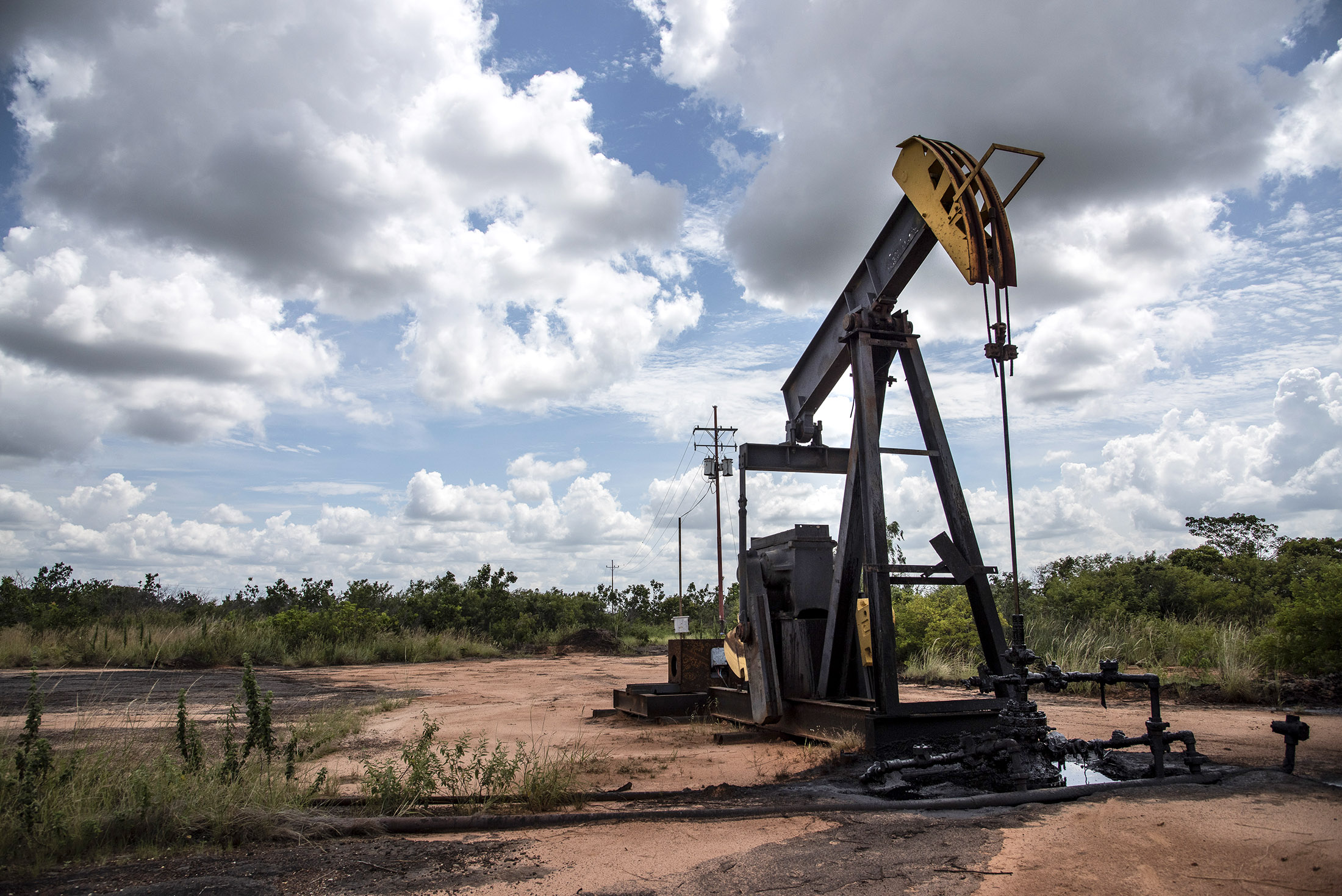 Bloomberg: La producción petrolera de Venezuela se desploma a niveles de 1945