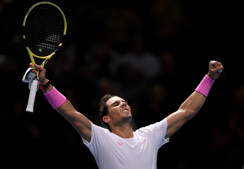 Nadal vence a Kyrgios y avanza a cuartos del Abierto de Australia