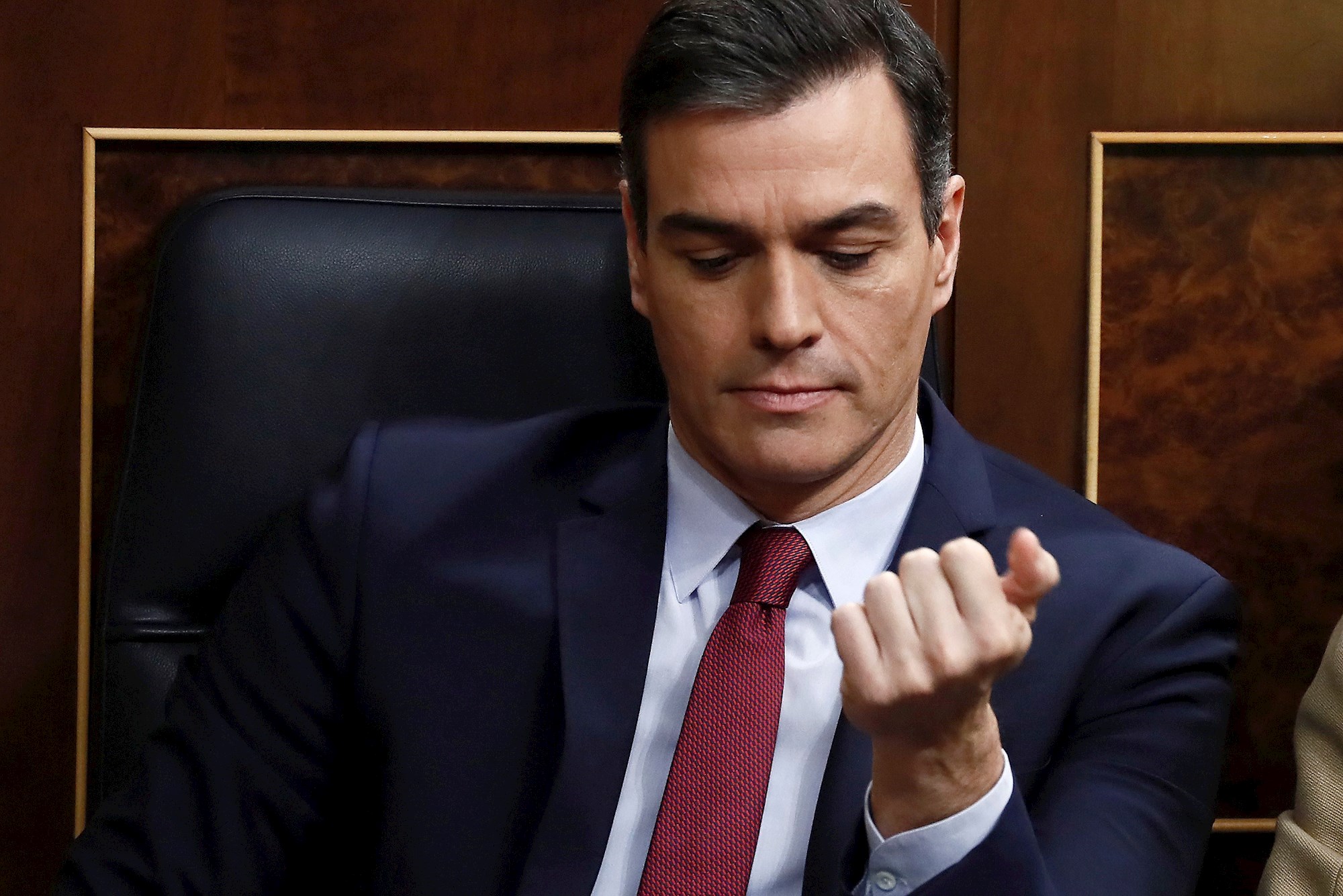 Pedro Sánchez cita al presidente catalán y advierte que no se votará sobre independencia