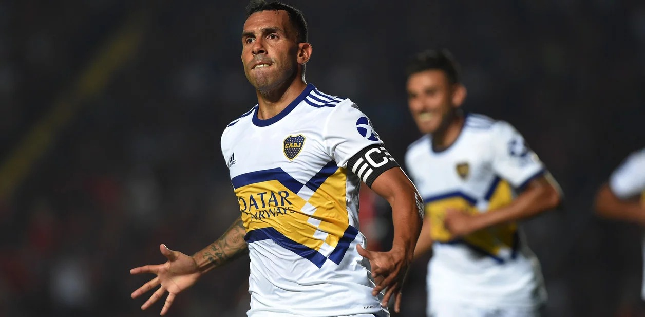 Carlos Tevez anunció oficialmente que se retira del fútbol