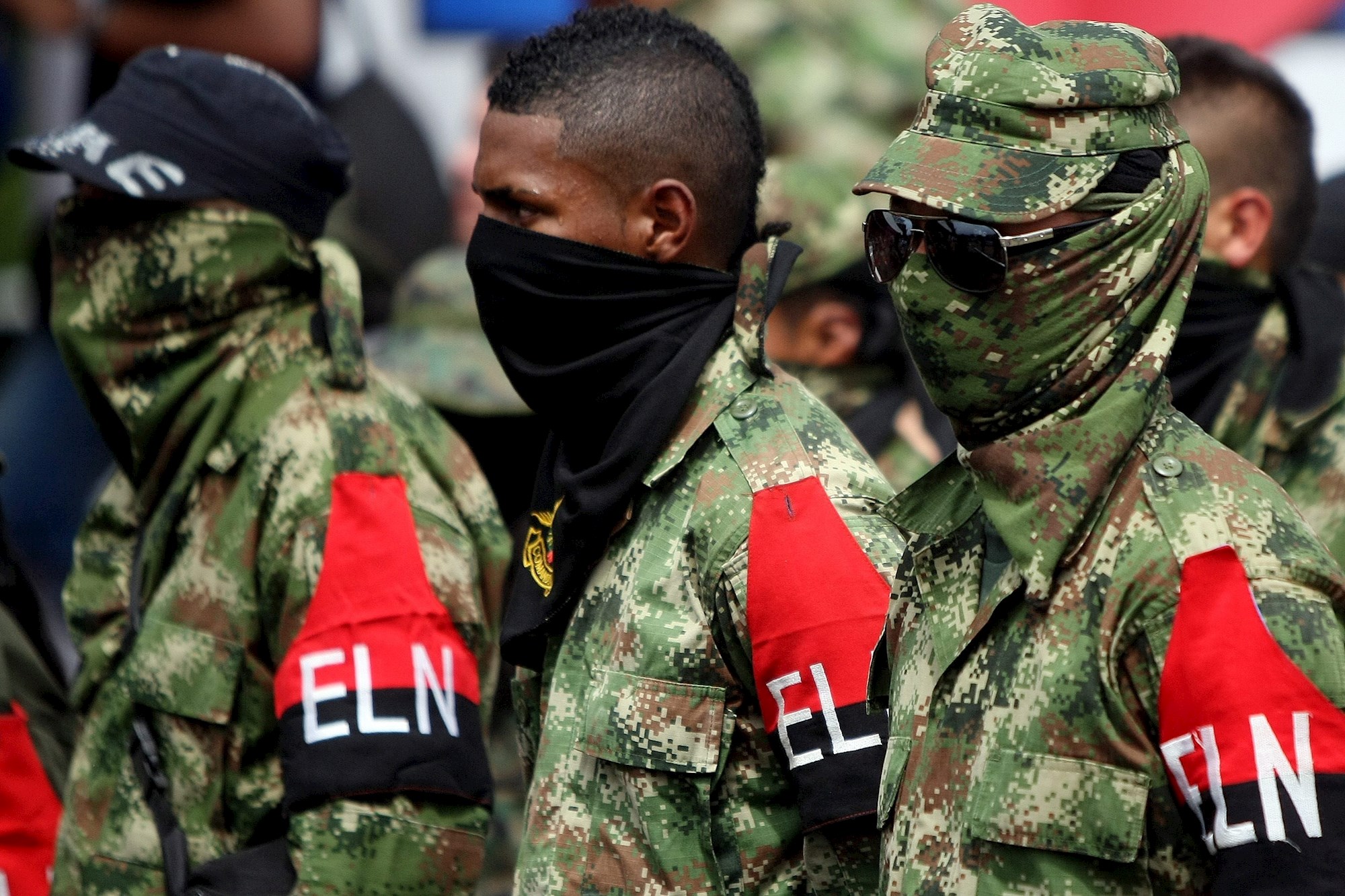 Colombia advierte al ELN que deberá asumir las consecuencias “si considera al dictador Maduro como su comandante”