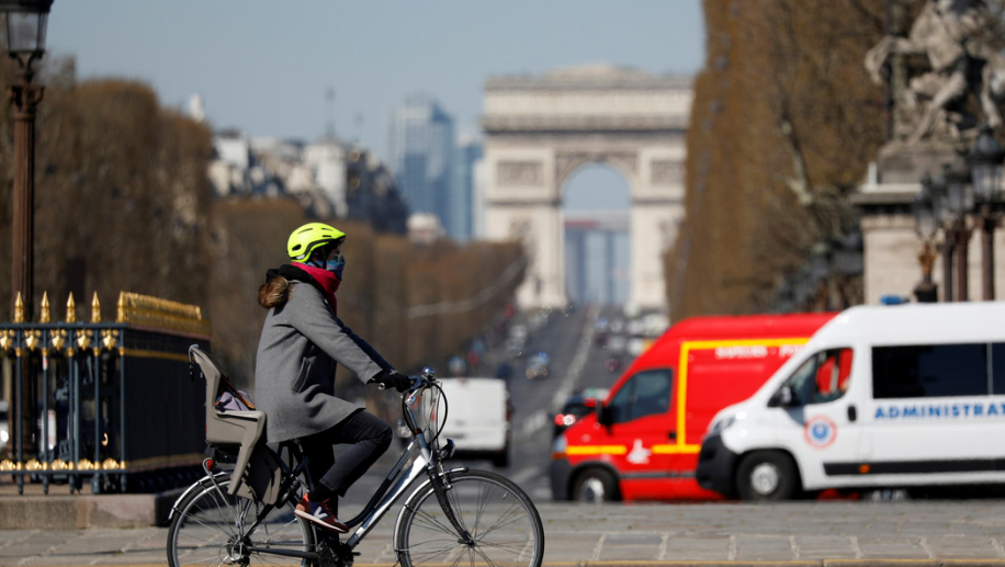 Francia prolonga el confinamiento otros 15 días, hasta el 15 abril