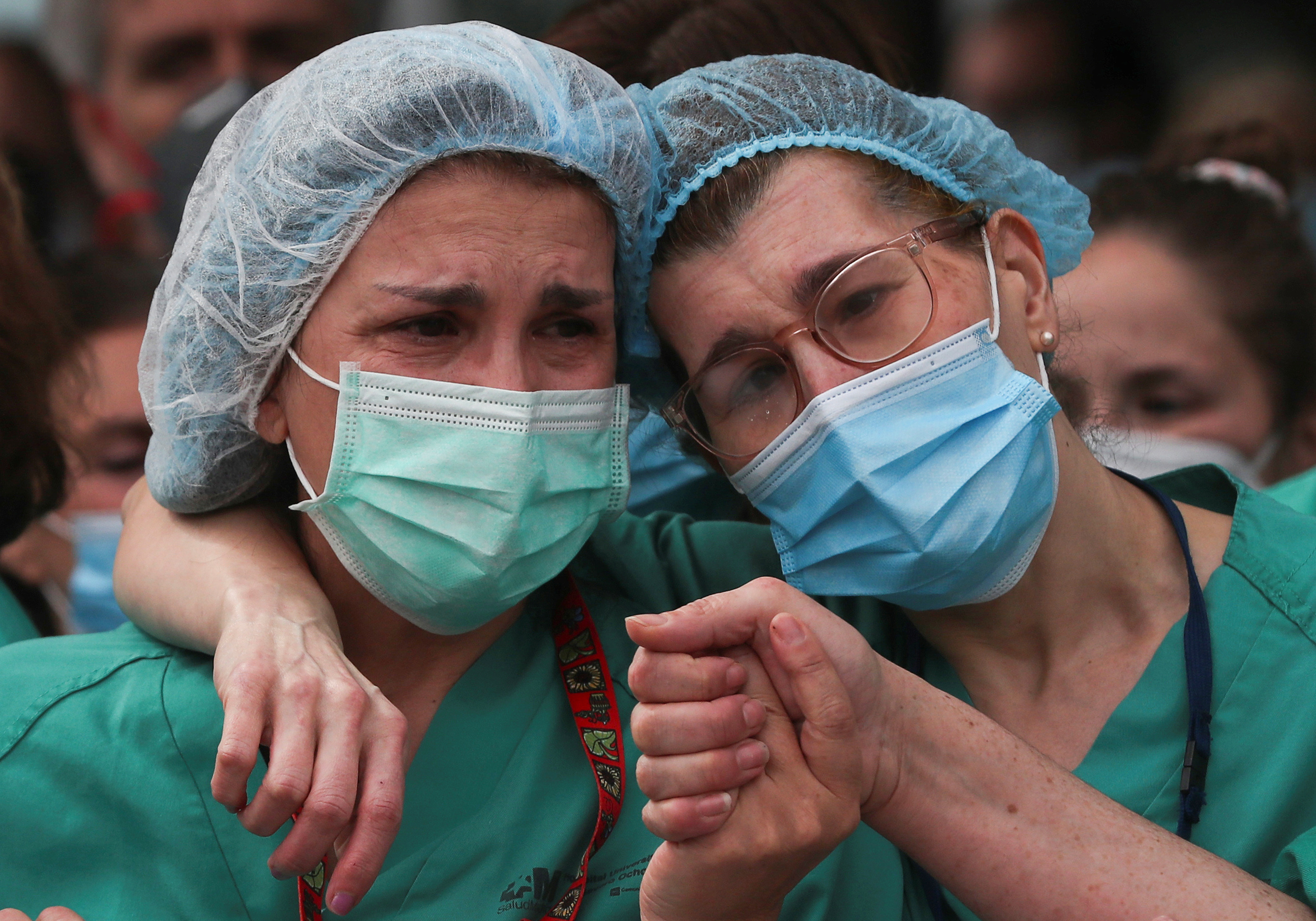 España suma 585 nuevas muertes y 5.252 contagios por coronavirus