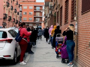 La mayoría de los hogares españoles ayudados por Cáritas están en pobreza severa