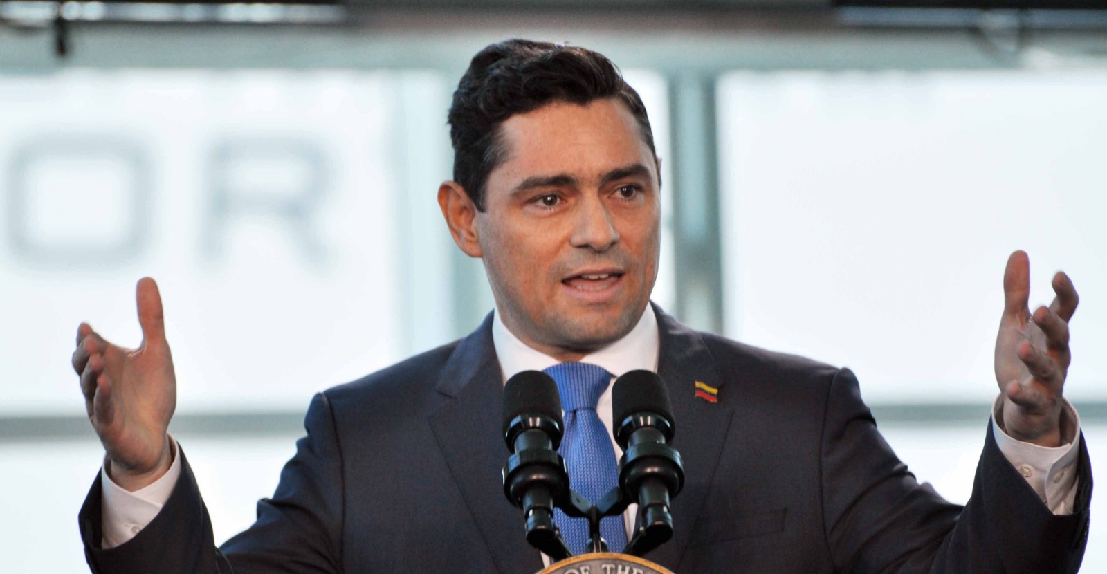 Carlos Vecchio: Régimen impulsa trama de Macuto para ocultar los temas que afectan a Venezuela