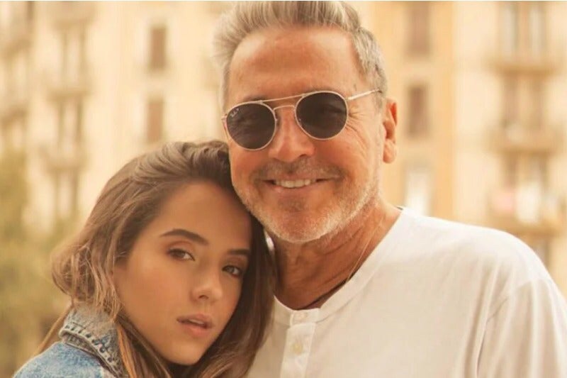 ¡Sin sostén! Hija de Ricardo Montaner publicó reveladora foto con blusa transparente