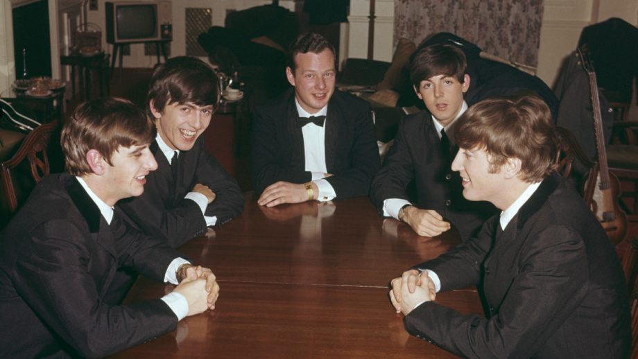 Brian Epstein, agente que descubrió a The Beatles, tendrá su película titulada “Midas Man”