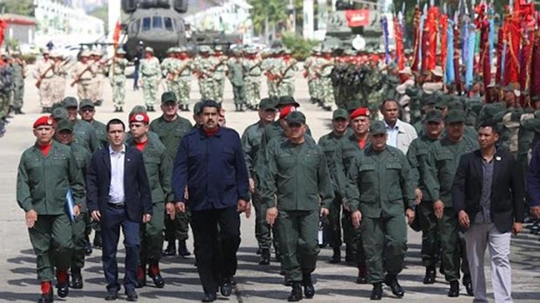 Mientras en Colombia debaten sobre el ELN y Maduro, el video que expone la relación sigue siendo callado por el régimen venezolano