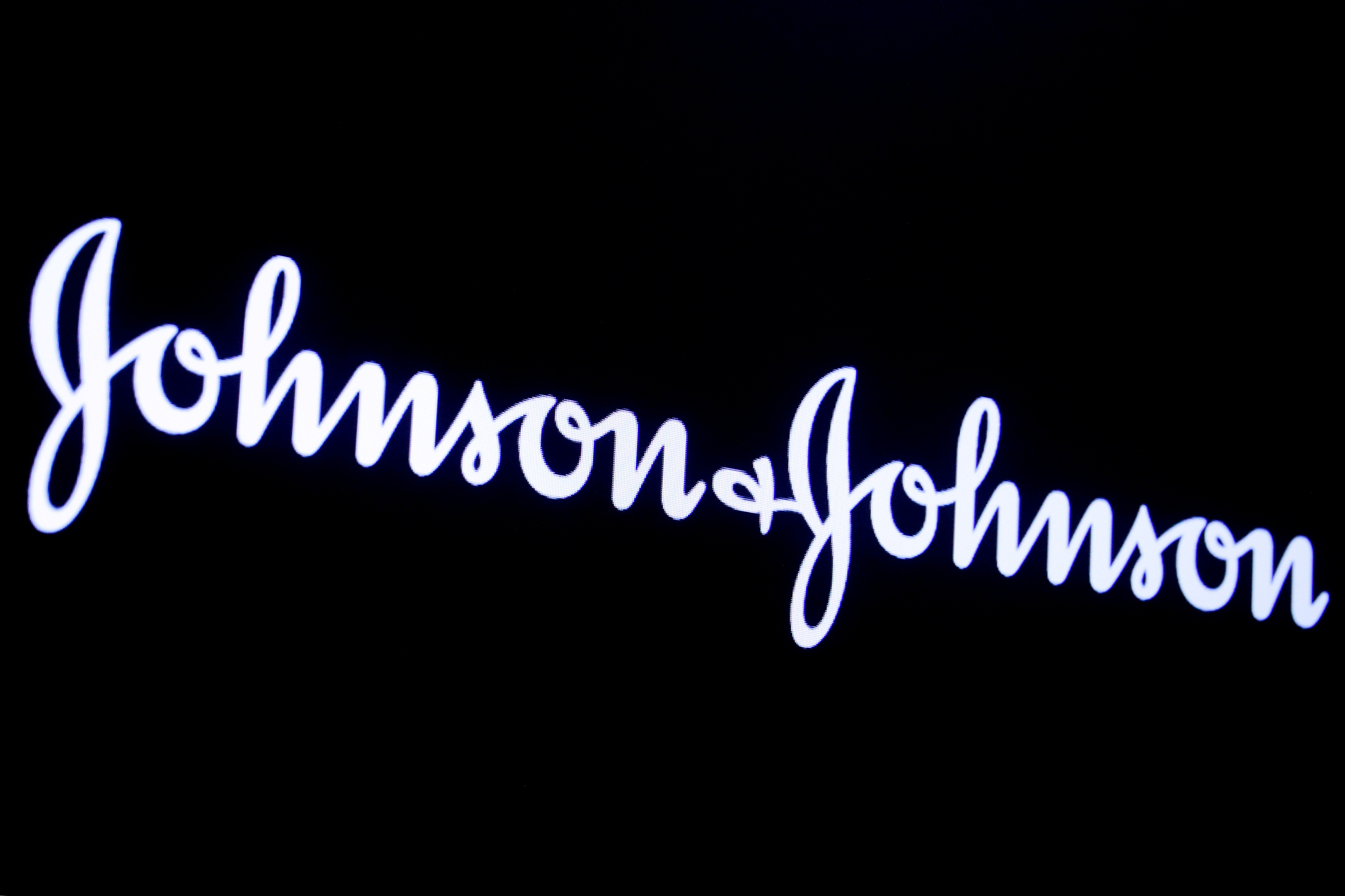 EEUU invierte 1.000 millones de dólares en vacuna de Johnson & Johnson contra el Covid-19