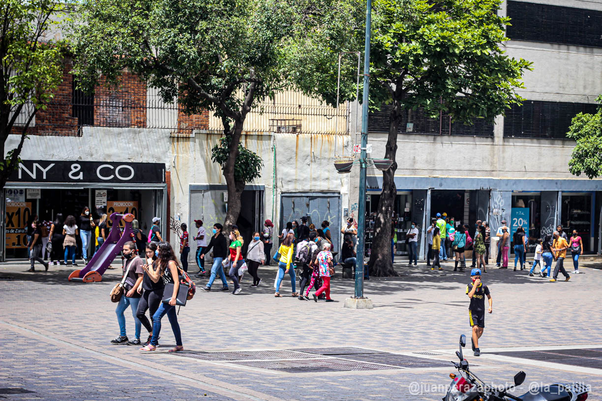 ¿Se pondrían los venezolanos la vacuna rusa contra el coronavirus? (VIDEO)