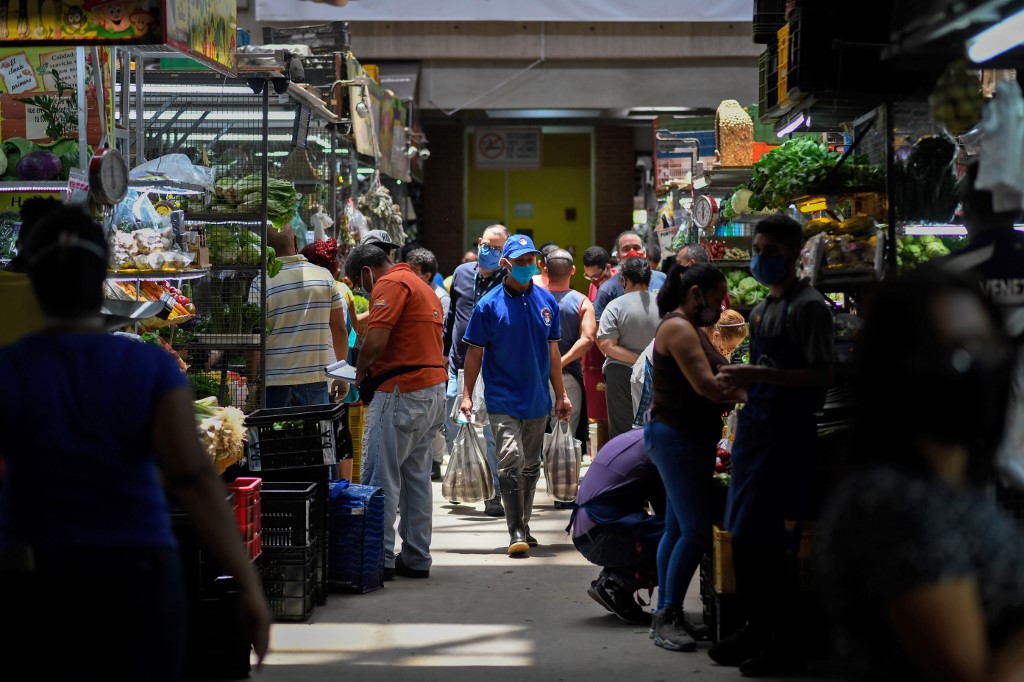 La cuarentena “radical” regresará: Maduro flexibiliza el confinamiento y mantendrá método en las navidades