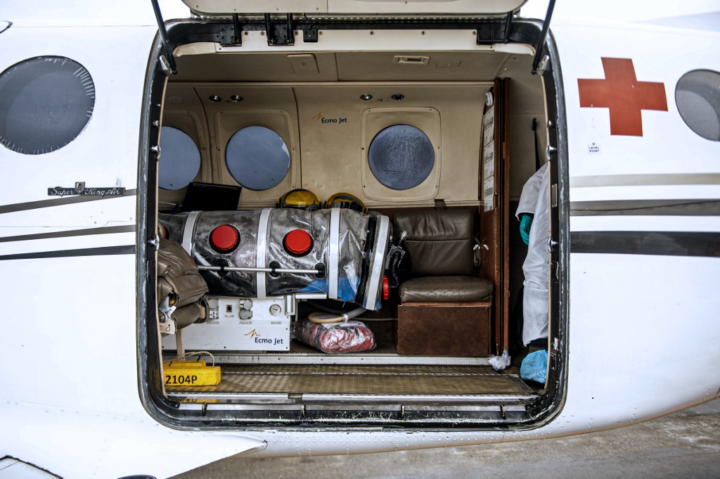 De turistas a enfermos de covid-19, el avión que salva vidas en Perú (FOTOS)