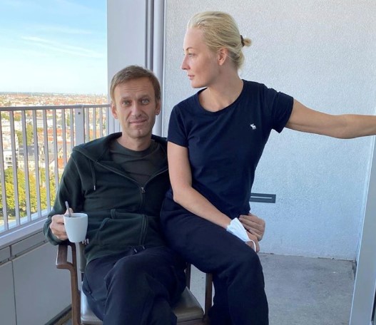 Navalny comparte sus primeras vivencias y planes tras salir del hospital