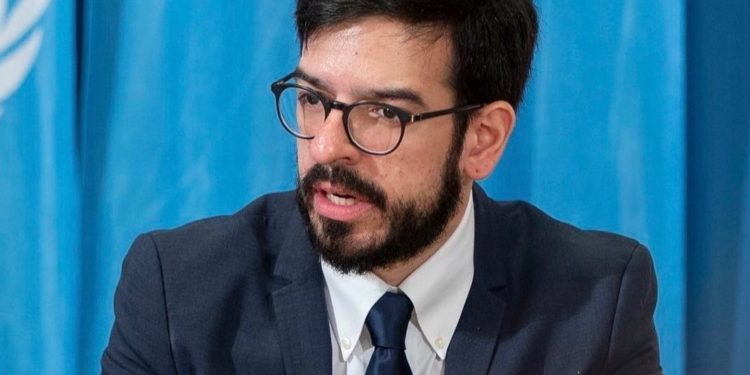 Miguel Pizarro homenajeó a los migrantes venezolanos y reconoció su valentía