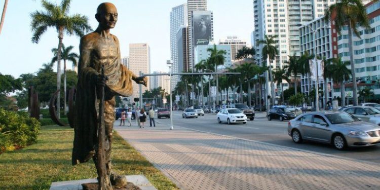 Miami anunció ayuda económica para residentes