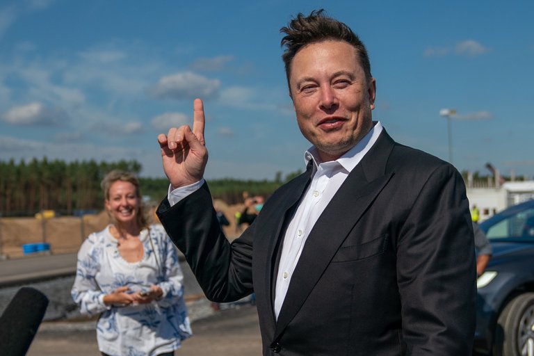 Elon Musk ganó 7.200 millones de dólares en un día y superó a Bill Gates como el segundo hombre más rico del mundo
