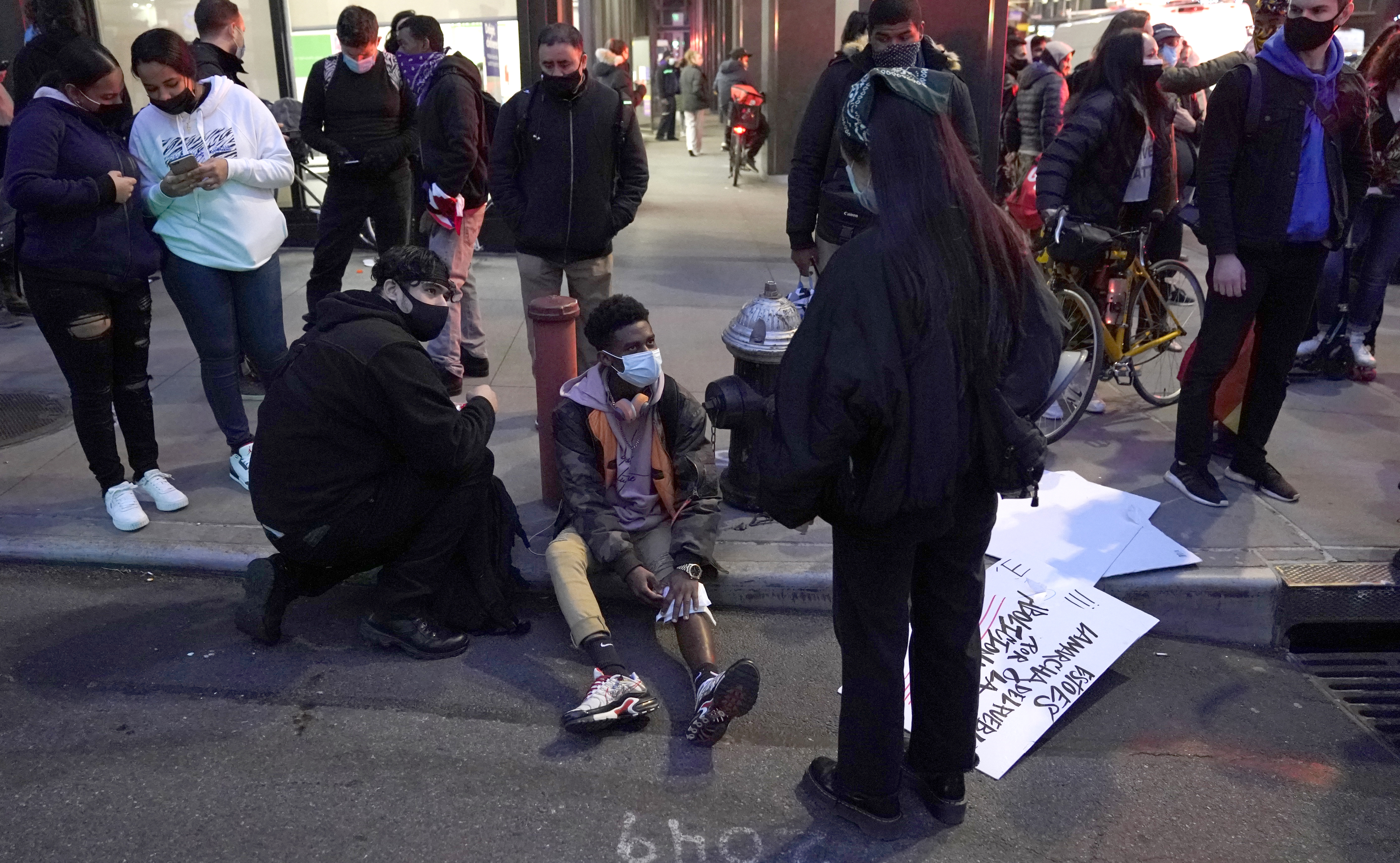 VIDEO: Así fue la embestida del auto en Nueva York contra manifestantes de Black Lives Matter