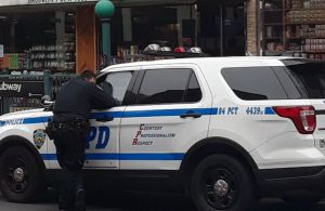 Policía fue baleado por la espalda la noche buena en Nueva York