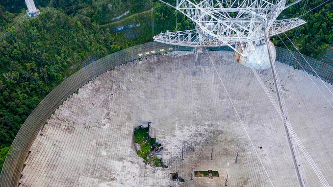 Colapsó el histórico telescopio de Arecibo en Puerto Rico