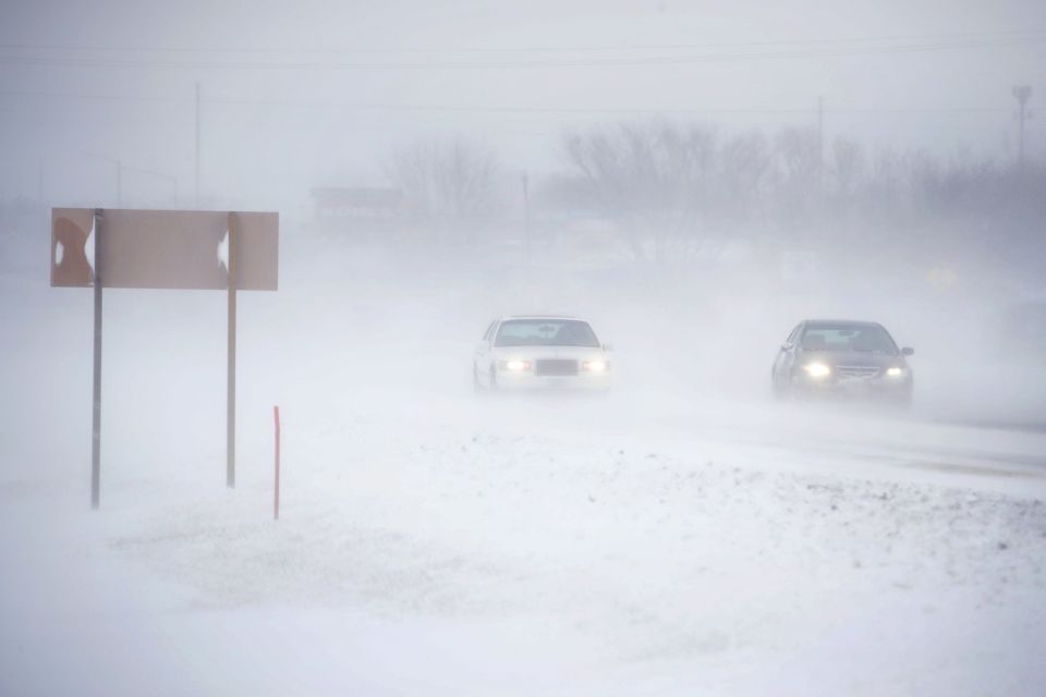 Cae tormenta de nieve en noreste de EEUU durante vacunación masiva por el Covid-19