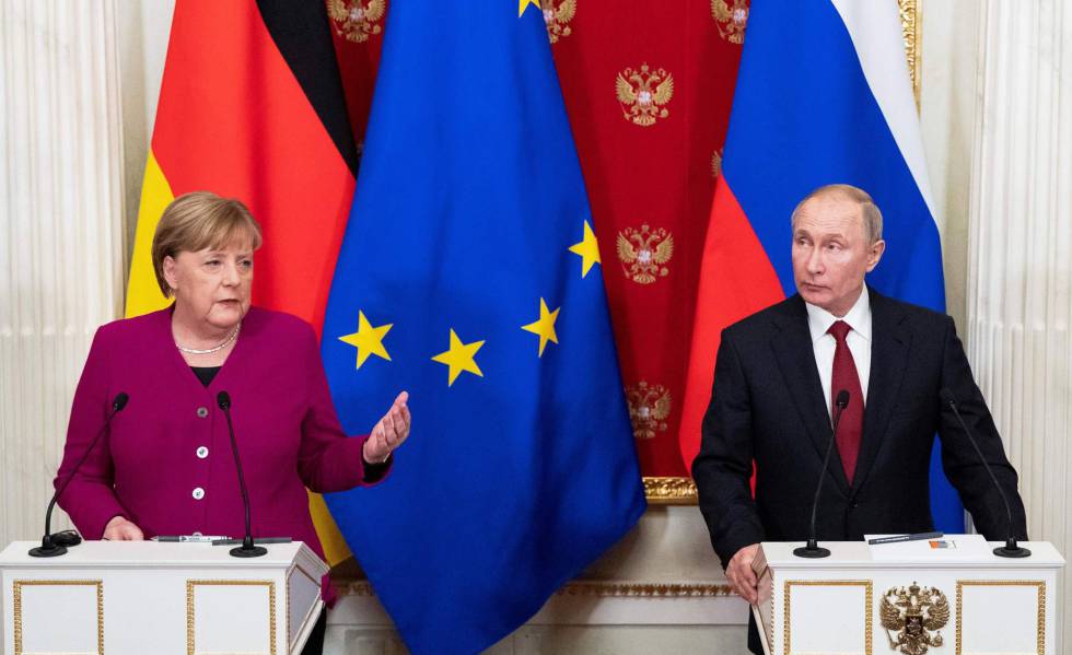 Putin y Merkel debatieron la posibilidad de producir en conjunto una vacuna contra el coronavirus