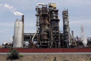 Pdvsa paralizó la refinería El Palito por trabajos de mantenimiento