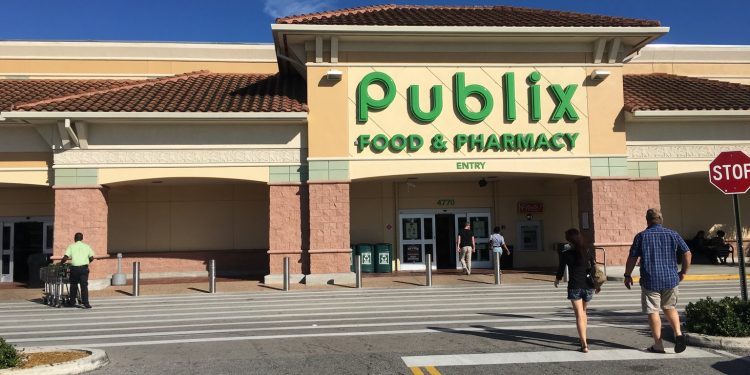 Algunas farmacias del supermercado Publix ofrecerán vacunas contra el Covid-19 en Florida