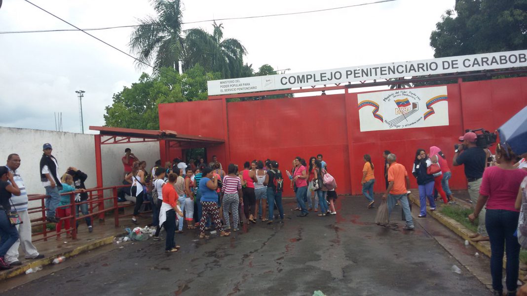 Un recluso estranguló y le disparo en la cabeza a su pareja el día de visita en el penal de Tocuyito