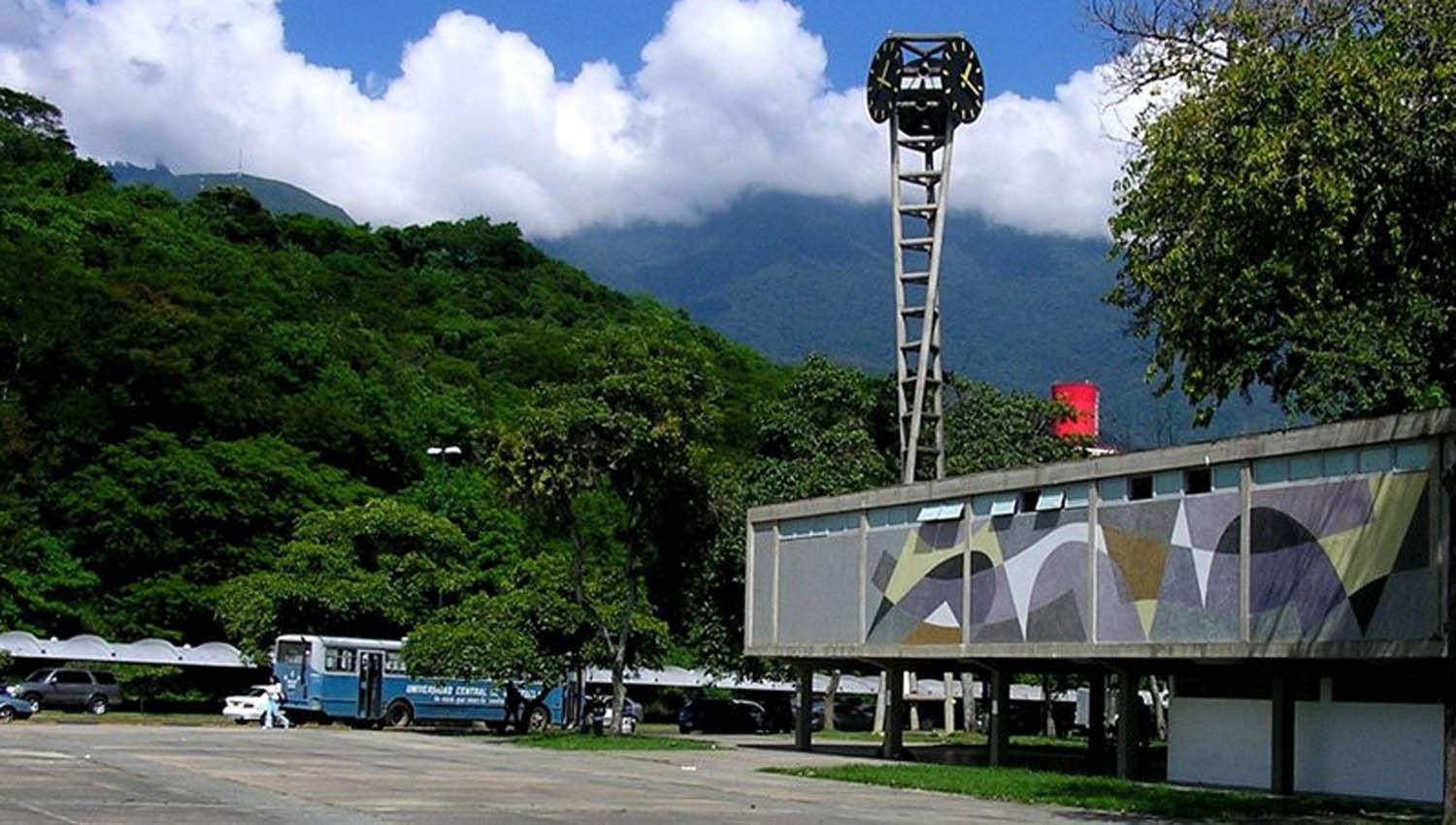 FCP y CIV instalan Mesa de Trabajo para apoyar a las universidades en la crisis