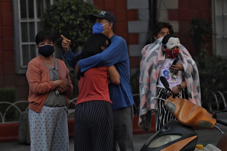 Suena por error la alerta sísmica de Ciudad de México un día después de sismo