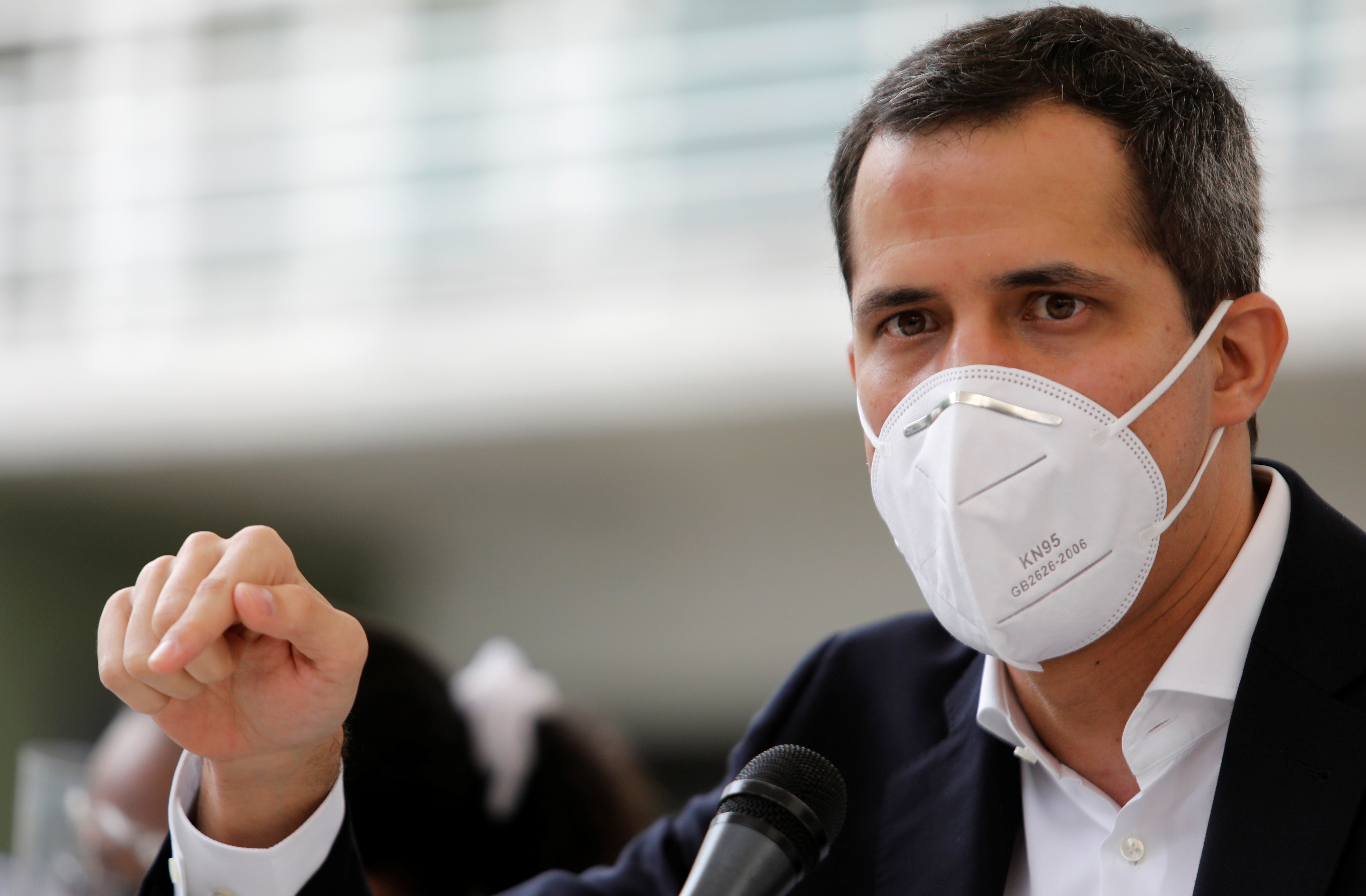 Guaidó criminaliza al régimen ruso por negarle atención médica a Navalny